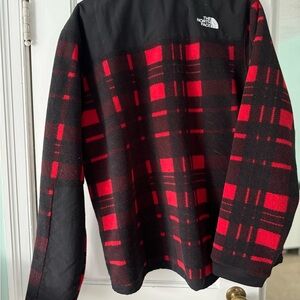 Men’s Large The North Face buffalo plaid fleece zip up
